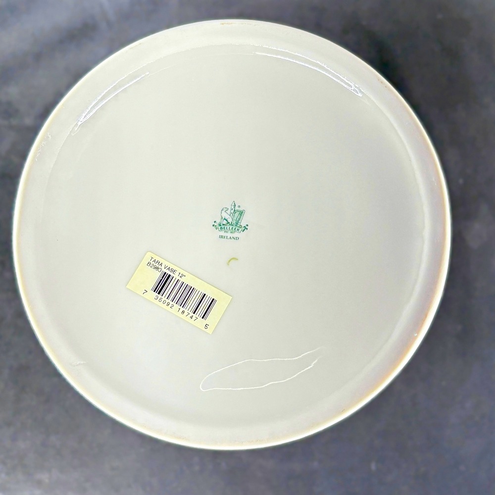 Vtg Belleek Tara 12" Vase 11th Green Mark Shamrocks Celtic Knot Scalloped Rim‎ - Picture 6 of 14